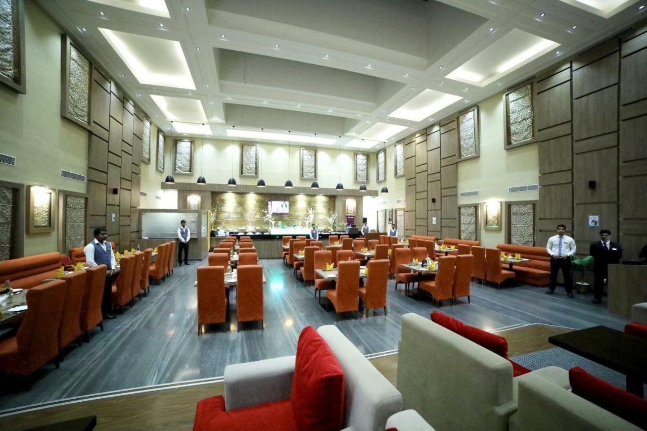 Rg Royal Hotel Bengaluru Kültér fotó